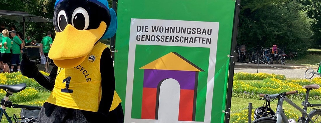 Rudi am Infostand bei einem Fest