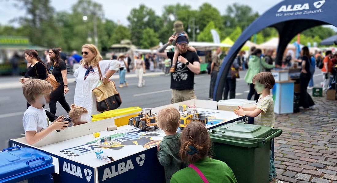 Stand von ALBA beim Umweltfestival
